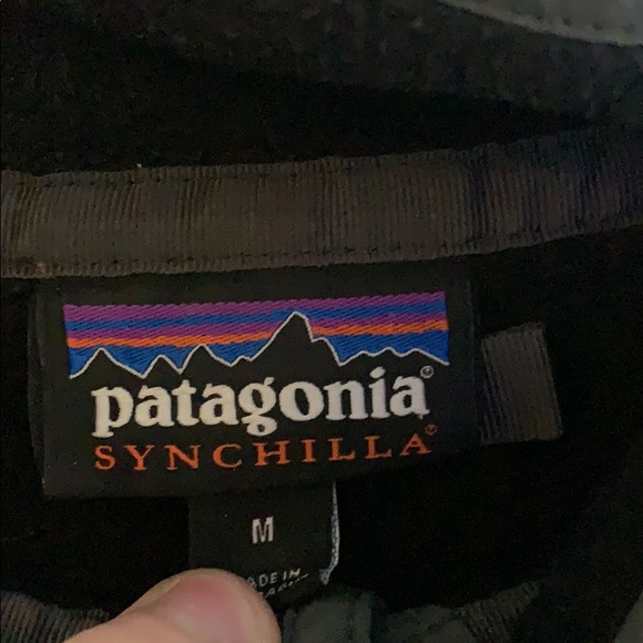1/4 zip Patagonia fleece - Picture 3 of 4